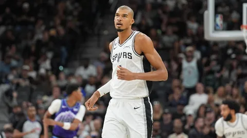 俄军在多地对乌无人机进行拦截并击落，乌哈尔科夫遭俄攻击